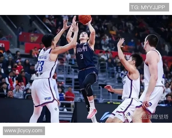 CBA激战再起辽宁对决广东争夺季后赛席位的关键之战